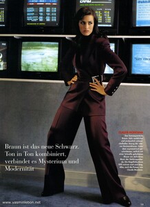 Testino_Vogue_Germany_July_1992_09.thumb.jpg.959021d01a5592429f8e39d835c3f04d.jpg