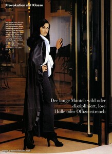 Testino_Vogue_Germany_July_1992_10.thumb.jpg.83b7ac3ad92f082492fb51358104a792.jpg