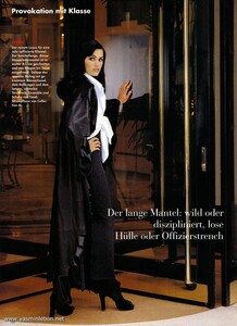 Testino_Vogue_Germany_July_1992_10.thumb.jpg.e647c32c9e64b0663fae56f43cf725e6.jpg