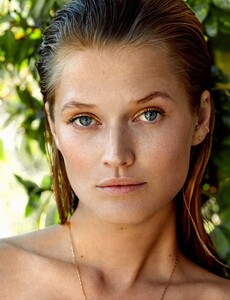 Xavi-Gordo-Toni-Garrn-elle-24-786x1024.jpg