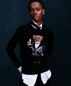 ad44109-fa19-polo-w-lookbook-buffyedit-032019100-10450c.thumb.jpg.373c6b591012566893980340c36494db.jpg