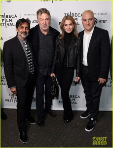 alec-hilaria-baldwin-tribeca-2019-09.jpg