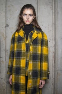 alexachung-bks-v-rf19-5953.thumb.jpg.48204f353b0d7c14ba195bd6d010b382.jpg