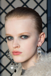altuzarra-bks-g-rf19-0002.thumb.jpg.62ad610d27394b428fe8b36a8b564198.jpg