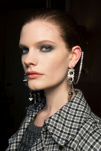 altuzarra-bks-g-rf19-9620.thumb.jpg.7fbc23a33308e680d33a5435f890757c.jpg