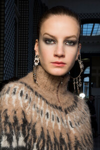 altuzarra-bks-g-rf19-9759.thumb.jpg.7426f843a597816b436d0f4807ace3d3.jpg