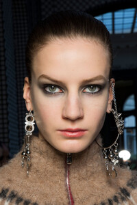 altuzarra-bks-g-rf19-9765.thumb.jpg.70f97687e988e4c68f2497337bb1e850.jpg