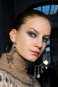 altuzarra-bks-g-rf19-9769.thumb.jpg.dec7ea18d3b88a8bbd8323098c9bd3fa.jpg