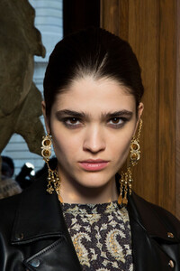 altuzarra-bks-g-rf19-9770.thumb.jpg.889e7170ebe3bdedb8c70fd74e9275de.jpg