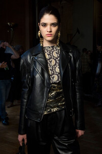 altuzarra-bks-g-rf19-9790.thumb.jpg.7183547c9e4bce928154469b0f6de6b7.jpg