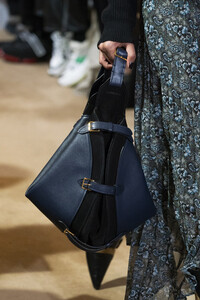 altuzarra-clp-rf19-0114.thumb.jpg.46d85aceb982884ae6bd1543aa9cdc74.jpg