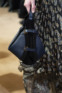 altuzarra-clp-rf19-0285.thumb.jpg.b731e0ca4cd85ac45fea44bc8f2c5425.jpg