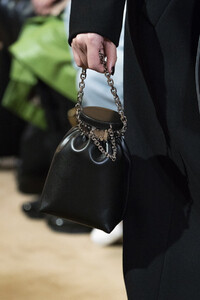 altuzarra-clp-rf19-0308.thumb.jpg.c8e4c44838f15269b350cf559505468f.jpg