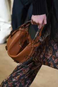 altuzarra-clp-rf19-0331.thumb.jpg.9e513e72075dcbe73ea91c49c6b07a04.jpg