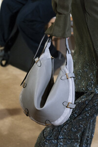 altuzarra-clp-rf19-0412.thumb.jpg.ec94044628b9410215c5ac7dcd6af7cf.jpg