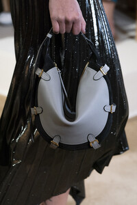 altuzarra-clp-rf19-0602.thumb.jpg.a2532cd2f71c61020b2a87901306ab7c.jpg