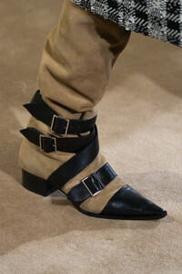 altuzarra-clp-rf19-0725.thumb.jpg.129ea879c2933b76efefac576b911918.jpg