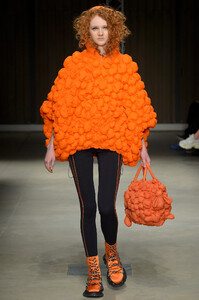 angel-chen-rtw-fall-2019-milan-fashion-week-mfw-033.thumb.jpg.009f33cff183c7af4eaf660a5c0e4209.jpg