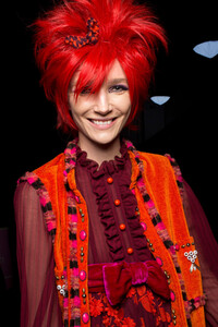 anna-sui-bks-g-rf19-7919.thumb.jpg.c37a2fa5136cb034574d0a241754660b.jpg