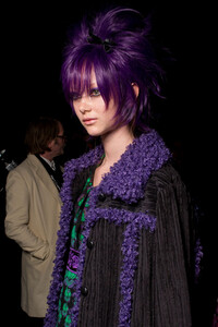 anna-sui-bks-g-rf19-8002.thumb.jpg.05cfd7b4dae4b5a6b67fa3d0c89a78c3.jpg