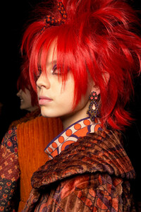 anna-sui-bks-g-rf19-8273.thumb.jpg.a5a3eafc062a05c709a09a3ed848ca4b.jpg