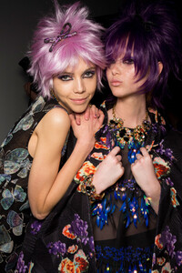 anna-sui-bks-g-rf19-8333.thumb.jpg.c1db1ed00ecadfb68185d2747eba7937.jpg