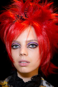 anna-sui-bks-m-rf19-3386.thumb.jpg.f2332419df8c44d6698f0f174a874db3.jpg