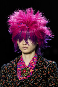 anna-sui-clp-rf19-0153.thumb.jpg.f9fa529ff0b63bcf0da30219d3b00617.jpg