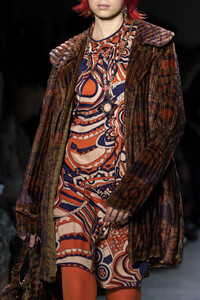 anna-sui-clp-rf19-0404.thumb.jpg.eeeb7189cb5c9df1bcbeaae1ff9c78e5.jpg