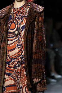 anna-sui-clp-rf19-0411.thumb.jpg.04e325b70883da30c93dc354c5445d0b.jpg