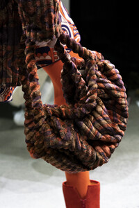 anna-sui-clp-rf19-0426.thumb.jpg.b30b0f224f486c91606059f734922ddc.jpg
