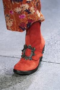 anna-sui-clp-rf19-0508.thumb.jpg.c03f7761d02616397536cae425c983a5.jpg