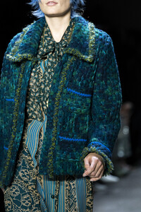 anna-sui-clp-rf19-0585.thumb.jpg.5526a2216abb8661bb6a9e90f31a12c1.jpg