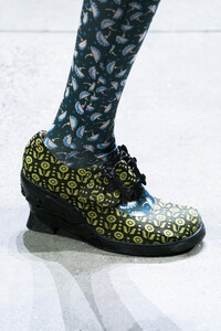 anna-sui-clp-rf19-0713.thumb.jpg.192dbc19c42f16e673f04f7cf75b1cad.jpg