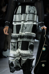 anna-sui-clp-rf19-0767.thumb.jpg.f9436a6689fdb7565484bd7f3d61ddb7.jpg