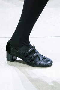 anna-sui-clp-rf19-0817.thumb.jpg.2ac596c2806bea22ed718f7db2e7f1b0.jpg