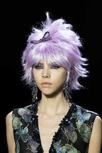 anna-sui-clp-rf19-0890.thumb.jpg.ddbd1fd5f1cf6e023d7eee57612a04a6.jpg