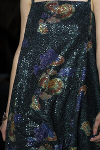 anna-sui-clp-rf19-0920.thumb.jpg.e8d2744e5077420746ddb6b39f2d63c3.jpg