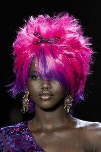 anna-sui-clp-rf19-0993.thumb.jpg.558abd5ca0571a1bcf94f6d498020f8a.jpg