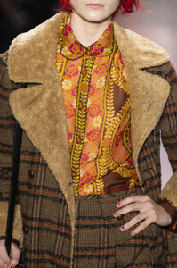 anna-sui-clpi-rf19-0208.thumb.jpg.0f53668ac1c31074c0a53ad208047b5d.jpg