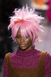 anna-sui-clpi-rf19-0284.thumb.jpg.ede5aa9b6fda6b606145dd36e5c81ee8.jpg