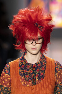 anna-sui-clpi-rf19-0466.thumb.jpg.6981a0433134fe25ea4341f9db8a8516.jpg