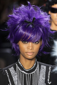anna-sui-clpi-rf19-0816.thumb.jpg.7fa453f6274aeaed7b8dcf3245b2e4b4.jpg