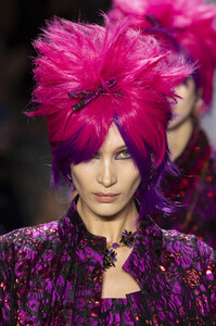 anna-sui-clpi-rf19-0830.thumb.jpg.1b19576656d6a3626629aaa871711313.jpg