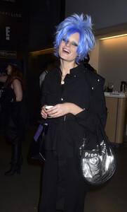 anna-sui-ppl-rf19-9192.thumb.jpg.780c448c2b436a807ae39c59d2903875.jpg