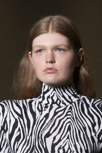 annakiki-clp-rf19-2583.thumb.jpg.8124676e589459f4a0062eb10d88e276.jpg