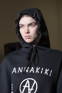 annakiki-clp-rf19-2589.thumb.jpg.3b246fb809730fe29ffae91c82fb8e91.jpg