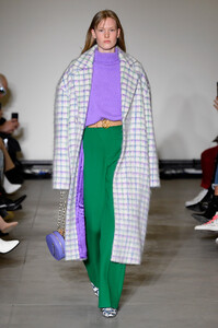 annakiki-rtw-fall-2019-milan-fashion-week-mfw004.thumb.jpg.5642b93094155fd640aed53d3daaa07e.jpg