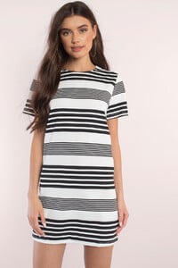 black-white-getaway-t-shirt-dress@2x.jpg