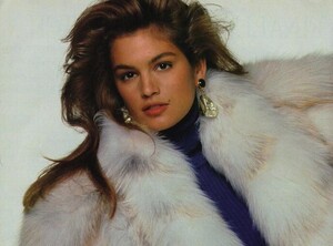 cb677b890e3a6eae60d48ba1d77261c0--cindy-crawford.jpg